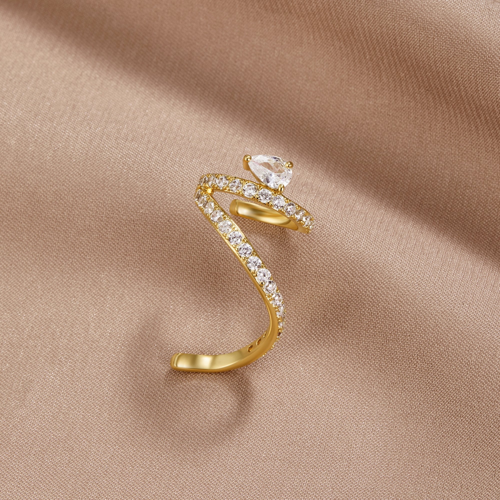 Lia | Crystal Ear Cuff (Left Only)